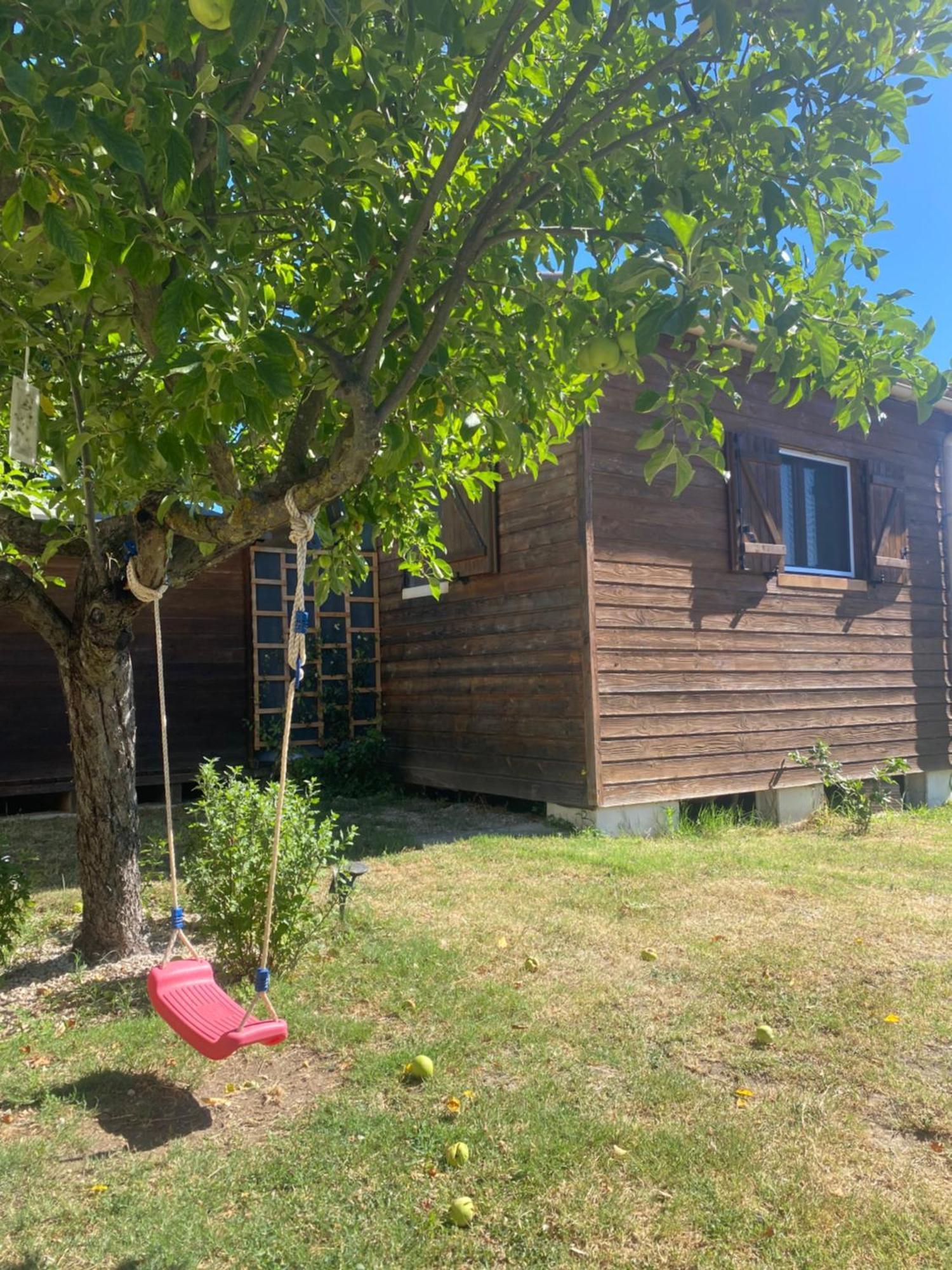 Le Chalet Pignantais Avec Option Jacuzzi Pignans Exterior photo